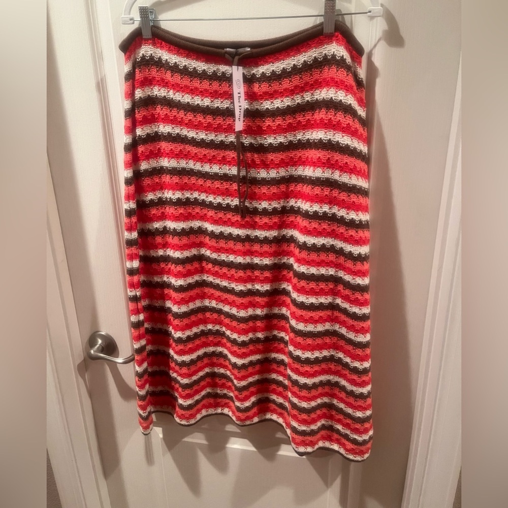 Women’s crotchet midi skirt